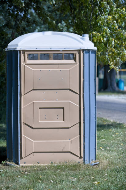 Portable Toilet Options We Offer in Melvindale, MI